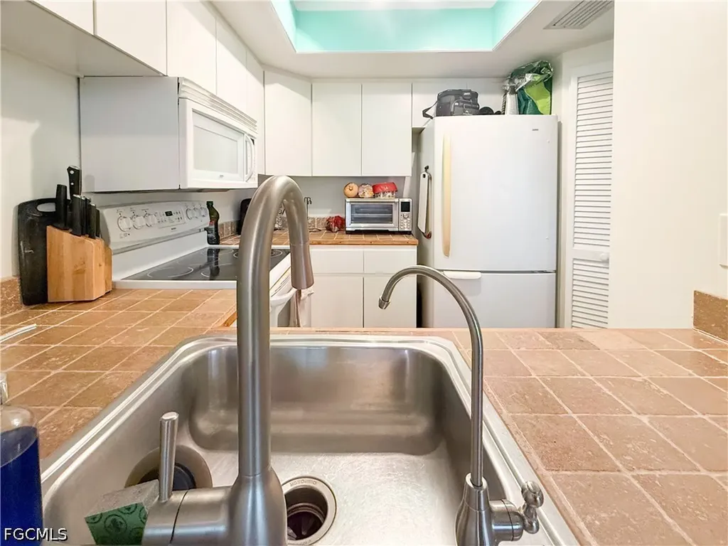 370 Townhouse Lane Upper Captiva FL 33924