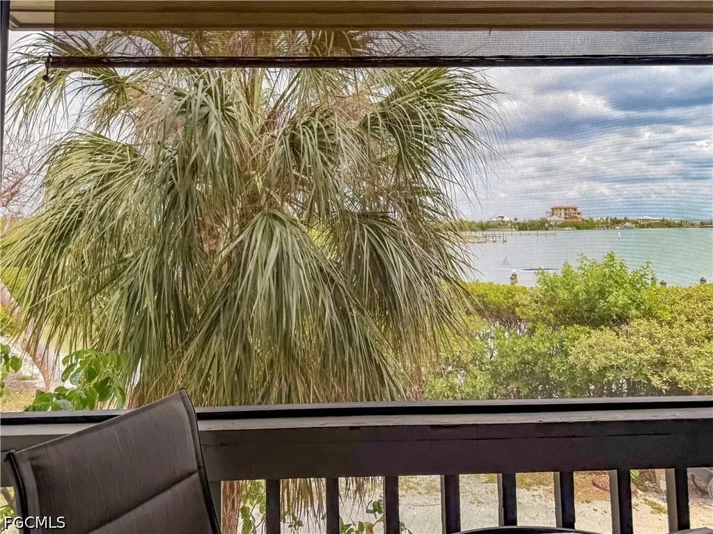 370 Townhouse Lane Upper Captiva FL 33924