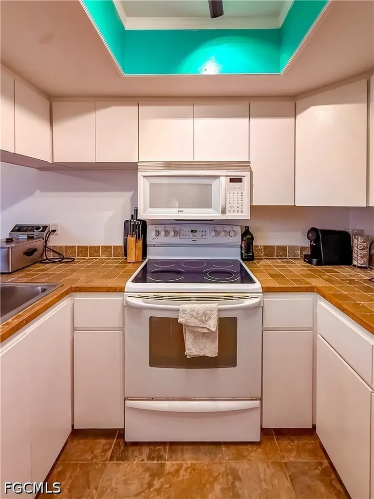 370 Townhouse Lane Upper Captiva FL 33924