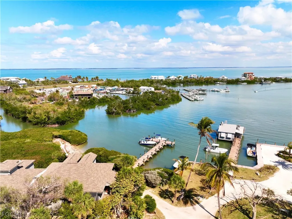370 Townhouse Lane Upper Captiva FL 33924