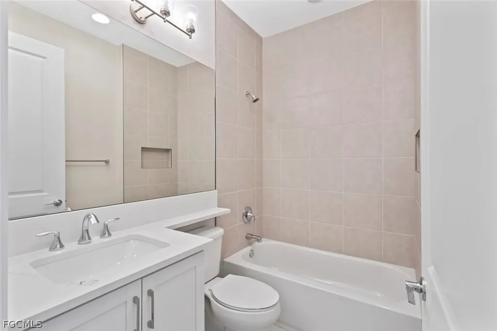 14005 Aldersgate Avenue Fort Myers FL 33905