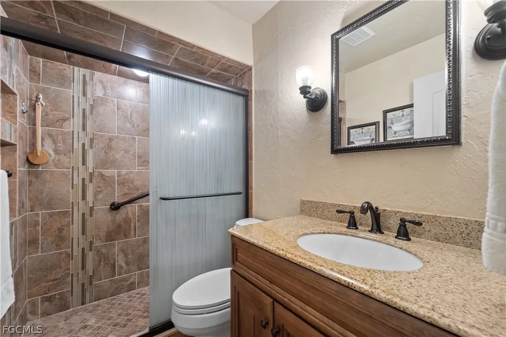 8430 Charter Club Circle Fort Myers FL 33919