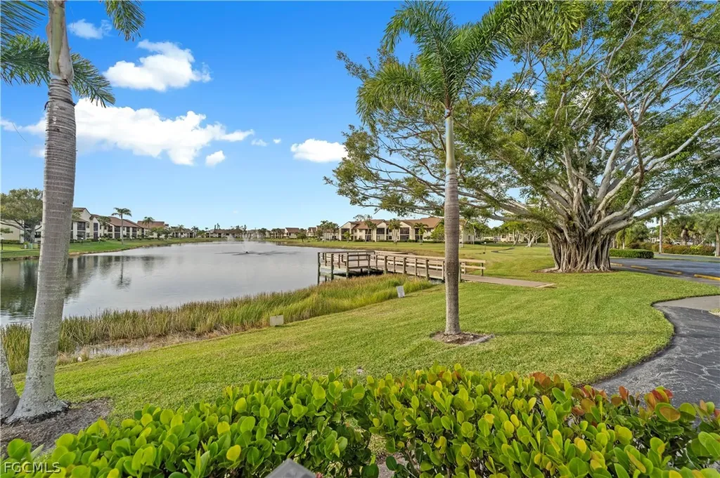 8430 Charter Club Circle Fort Myers FL 33919