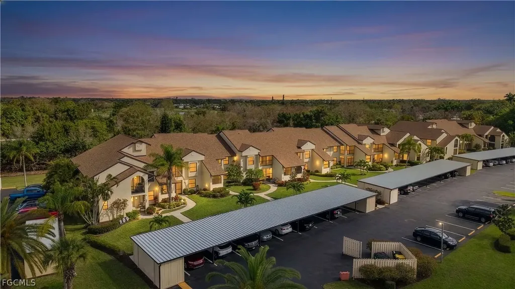 8430 Charter Club Circle Fort Myers FL 33919