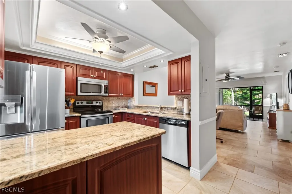 8430 Charter Club Circle Fort Myers FL 33919