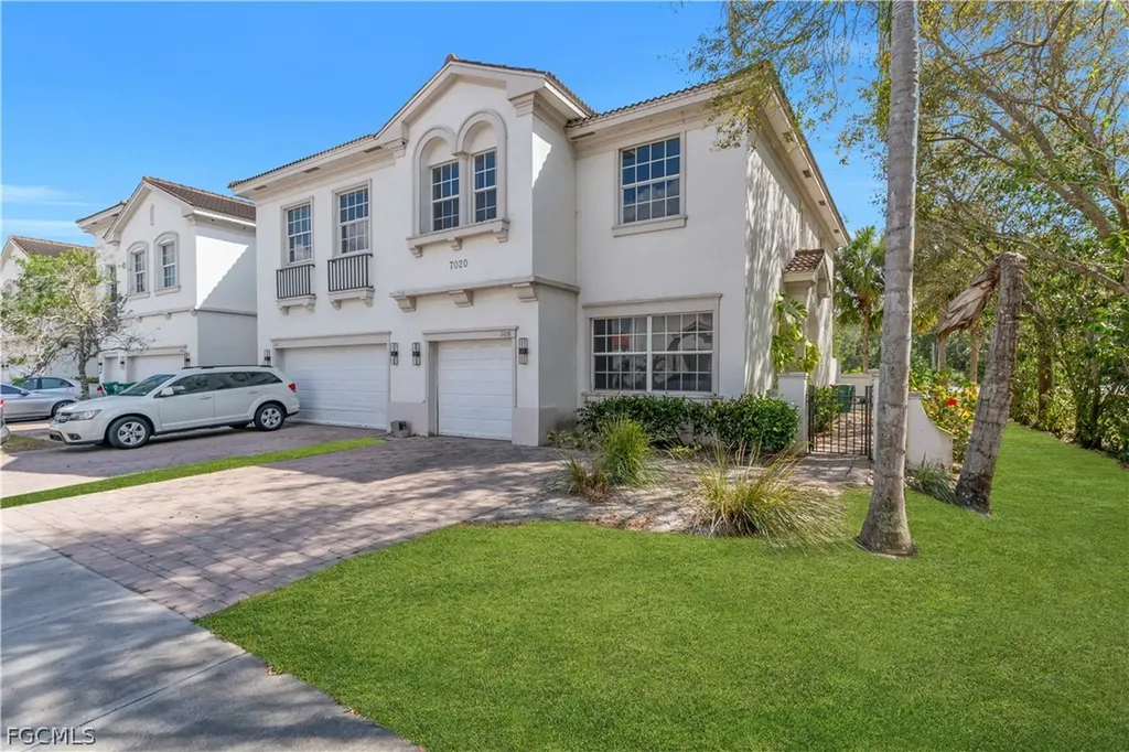 7020 Ambrosia Lane Naples FL 34119