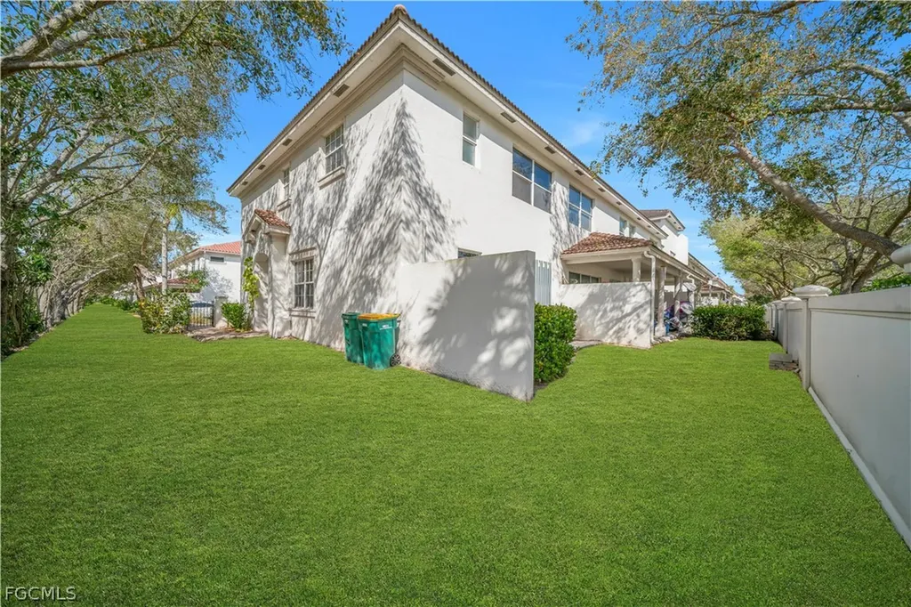 7020 Ambrosia Lane Naples FL 34119