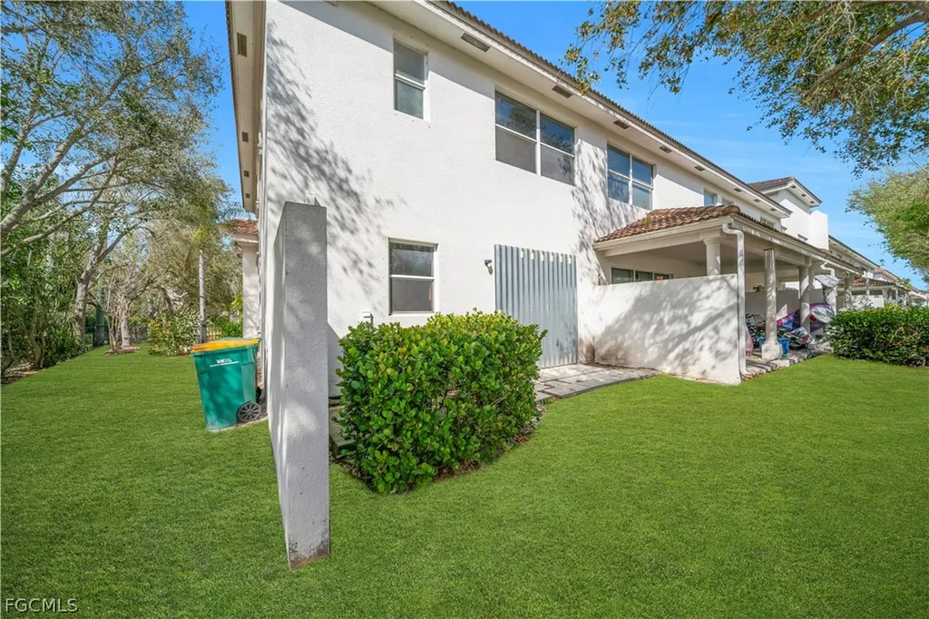 7020 Ambrosia Lane Naples FL 34119