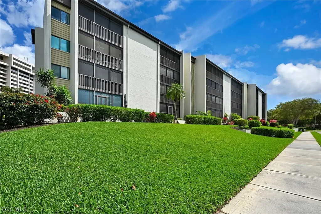 4821 S Landings Drive Fort Myers FL 33919