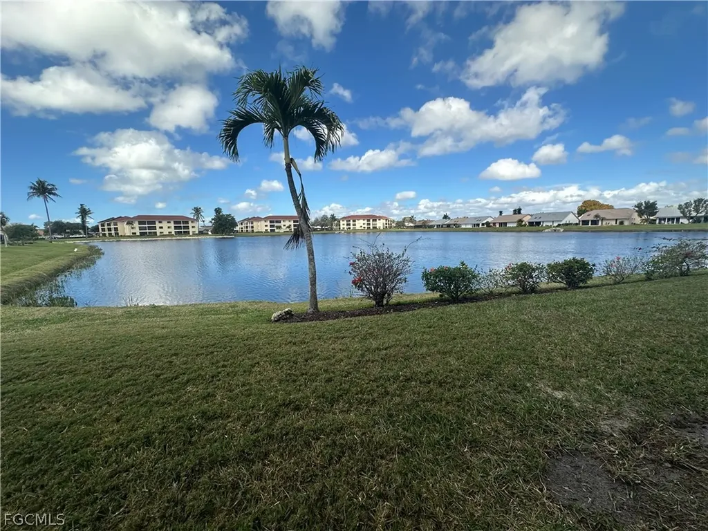 Fort Myers FL, 11540 Caravel Circle, Unit 3005