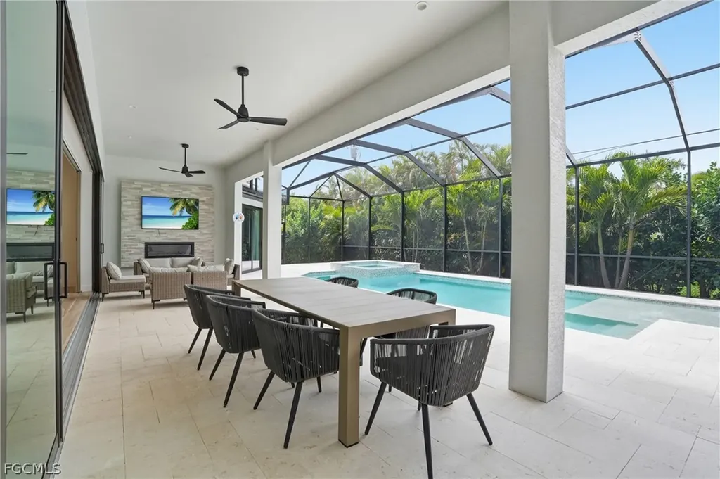 5216 SW 27th Place Cape Coral FL 33914