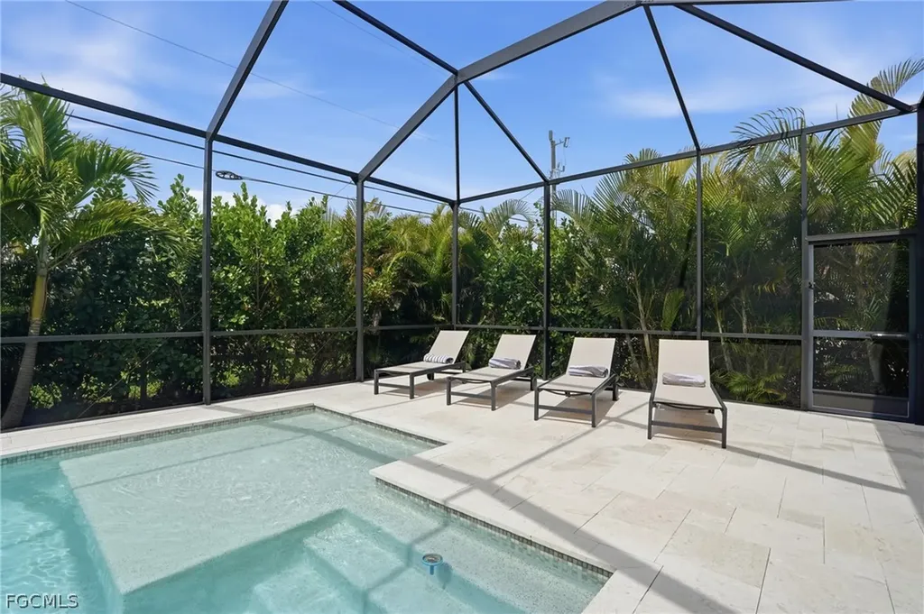 5216 SW 27th Place Cape Coral FL 33914