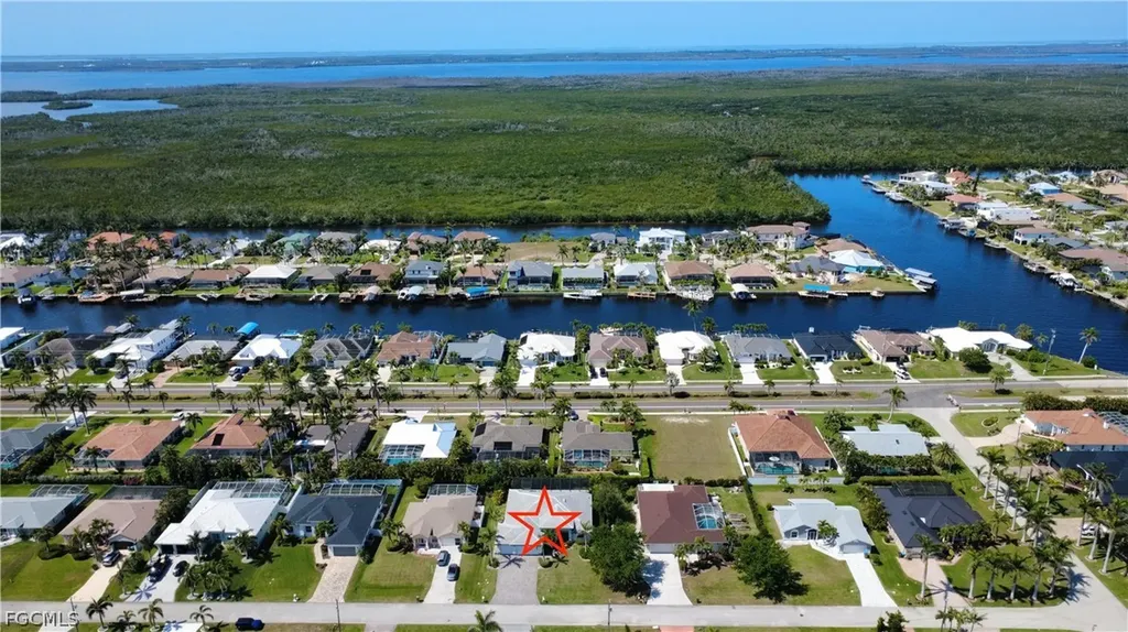 5216 SW 27th Place Cape Coral FL 33914