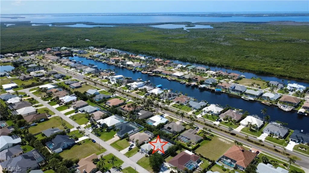 5216 SW 27th Place Cape Coral FL 33914
