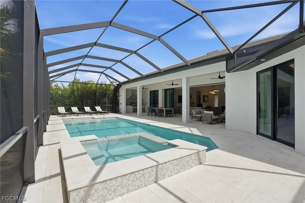 5216 SW 27th Place Cape Coral FL 33914