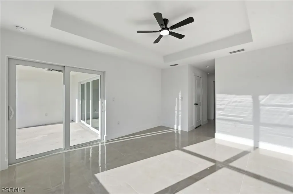2105 NE 1st Avenue Cape Coral FL 33909