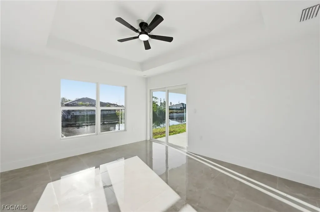 2105 NE 1st Avenue Cape Coral FL 33909