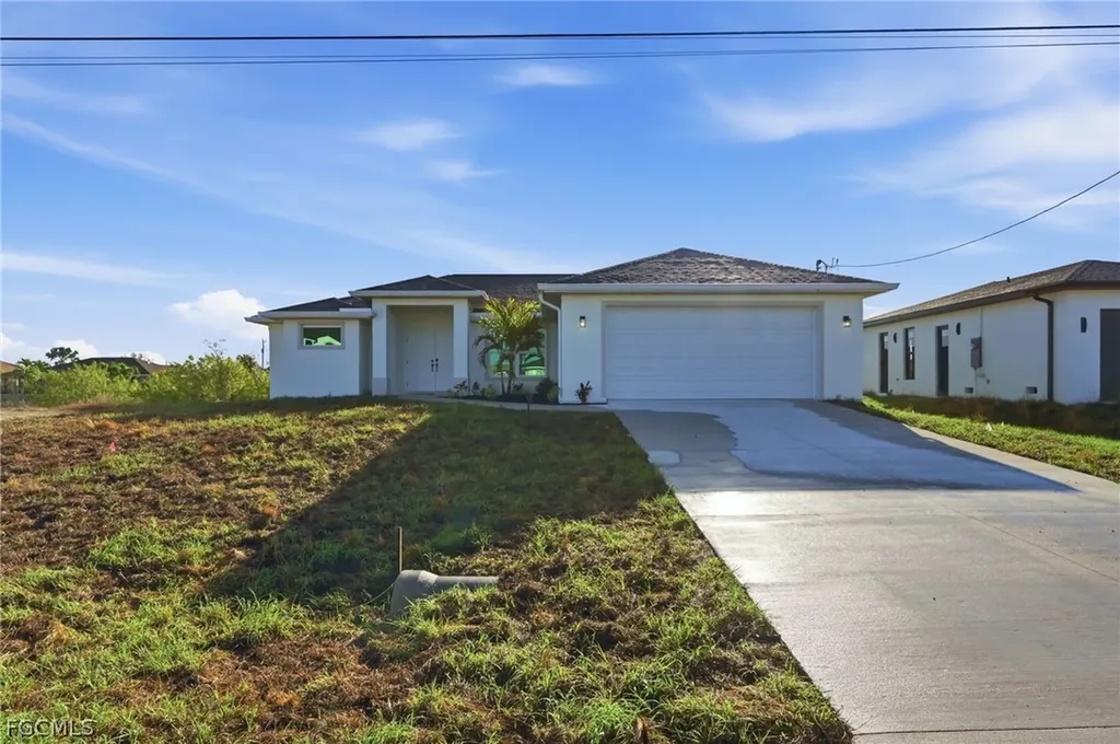 2105 NE 1st Avenue Cape Coral FL 33909