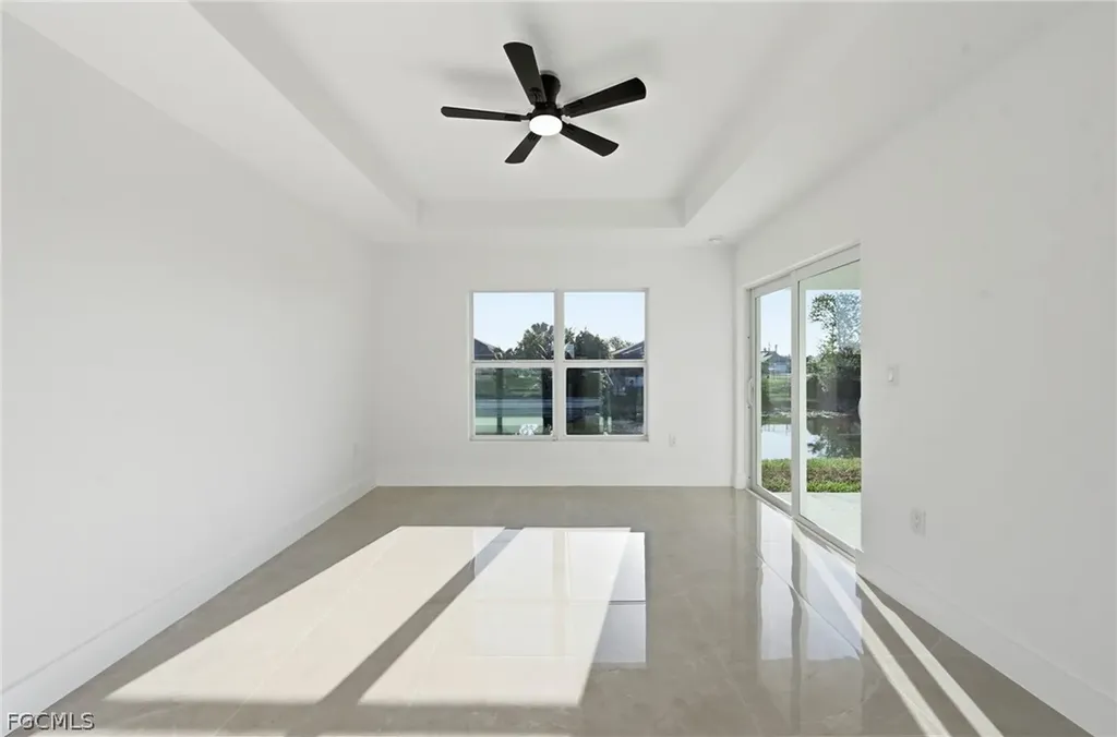 2105 NE 1st Avenue Cape Coral FL 33909
