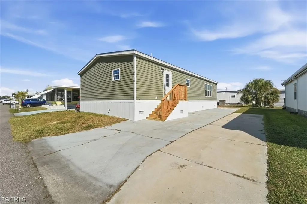 14712 Nantucket Road North Fort Myers FL 33917