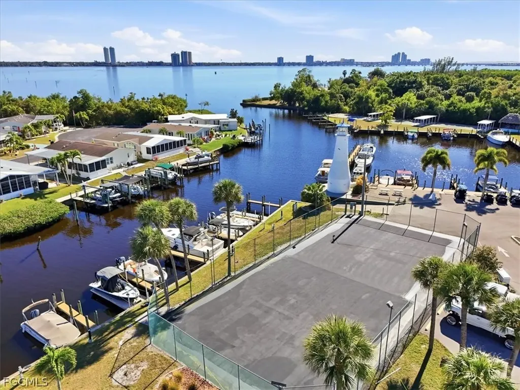 14712 Nantucket Road North Fort Myers FL 33917