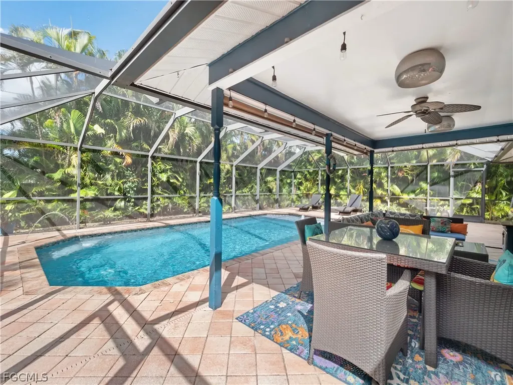 2138 SW 12th Place Cape Coral FL 33991