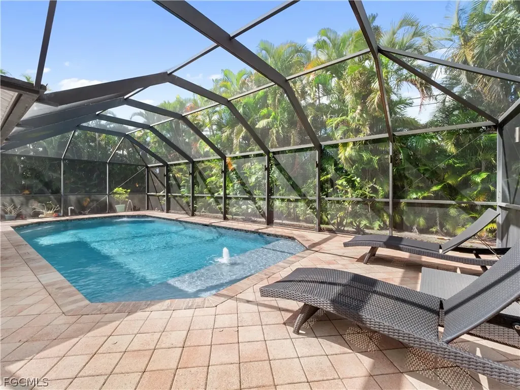 2138 SW 12th Place Cape Coral FL 33991