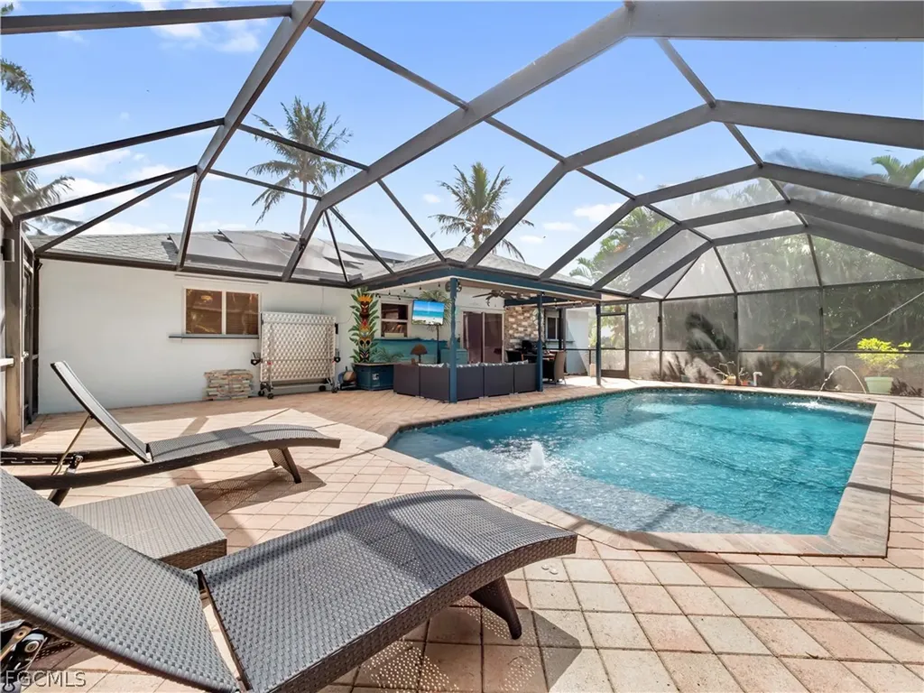 2138 SW 12th Place Cape Coral FL 33991