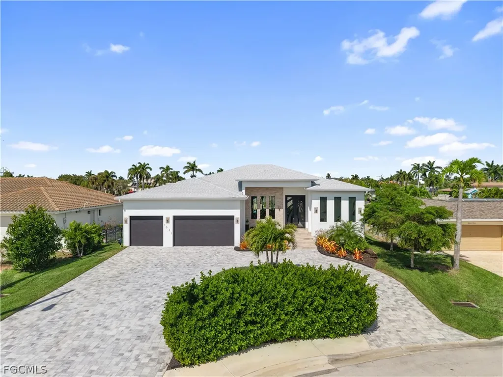 1021 Lucerne Avenue Cape Coral FL 33904