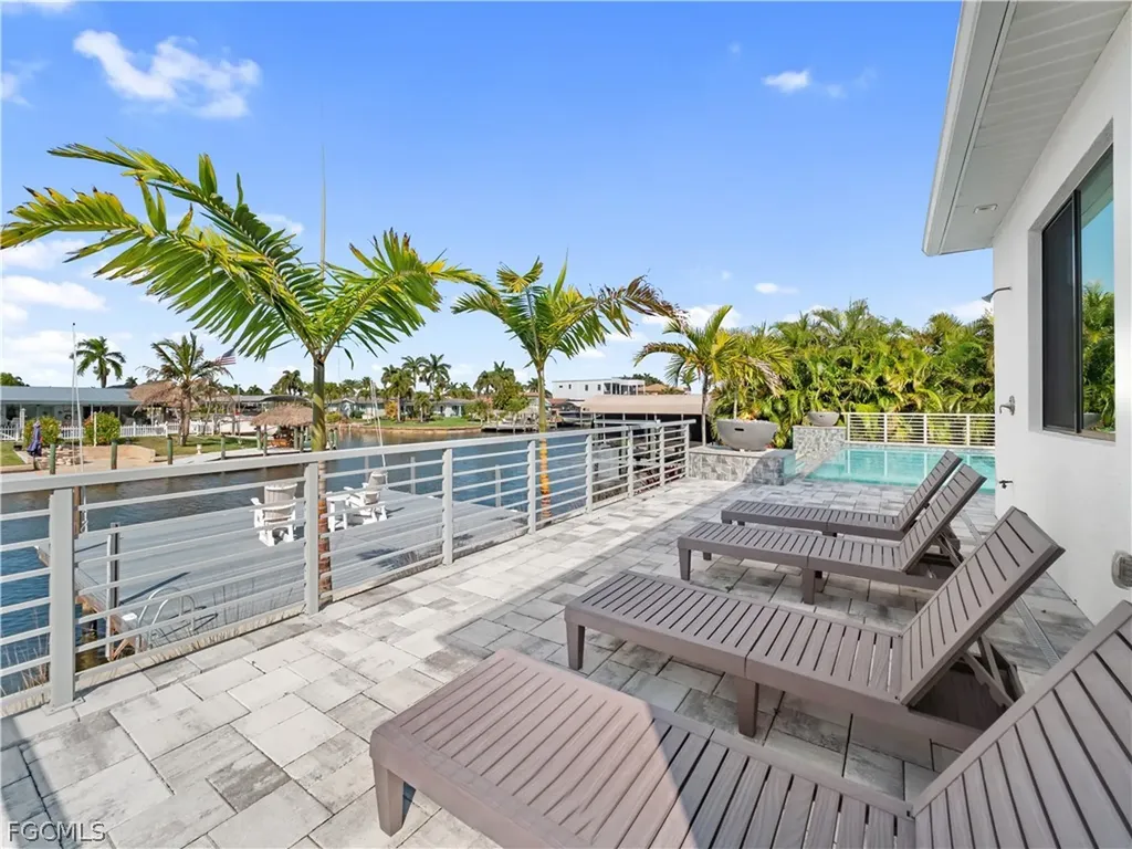 1021 Lucerne Avenue Cape Coral FL 33904