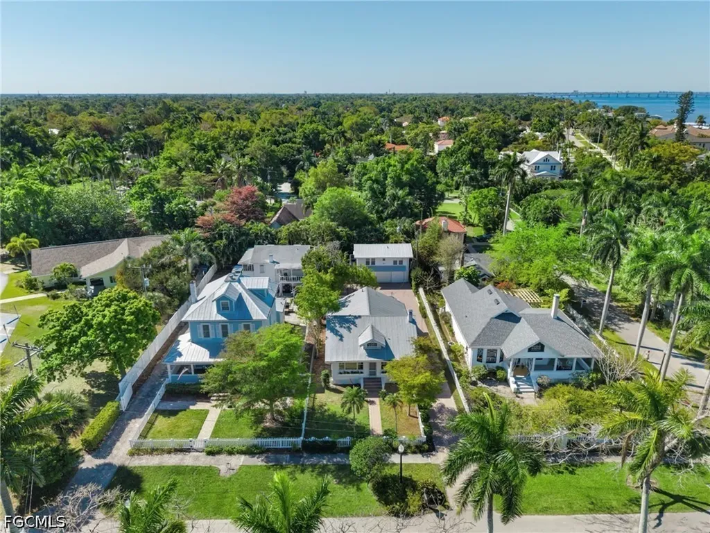 1310 Poinciana Avenue Fort Myers FL 33901