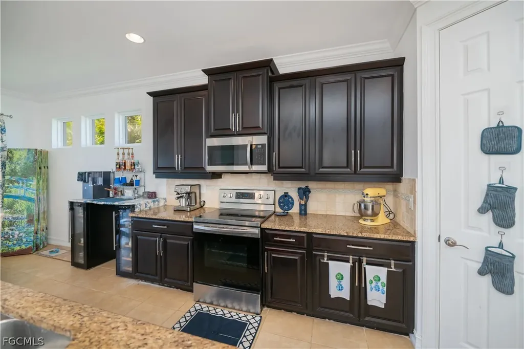 223 Destiny Circle Cape Coral FL 33990