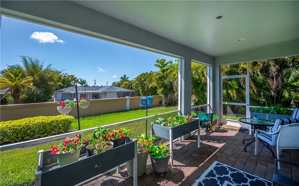 223 Destiny Circle Cape Coral FL 33990