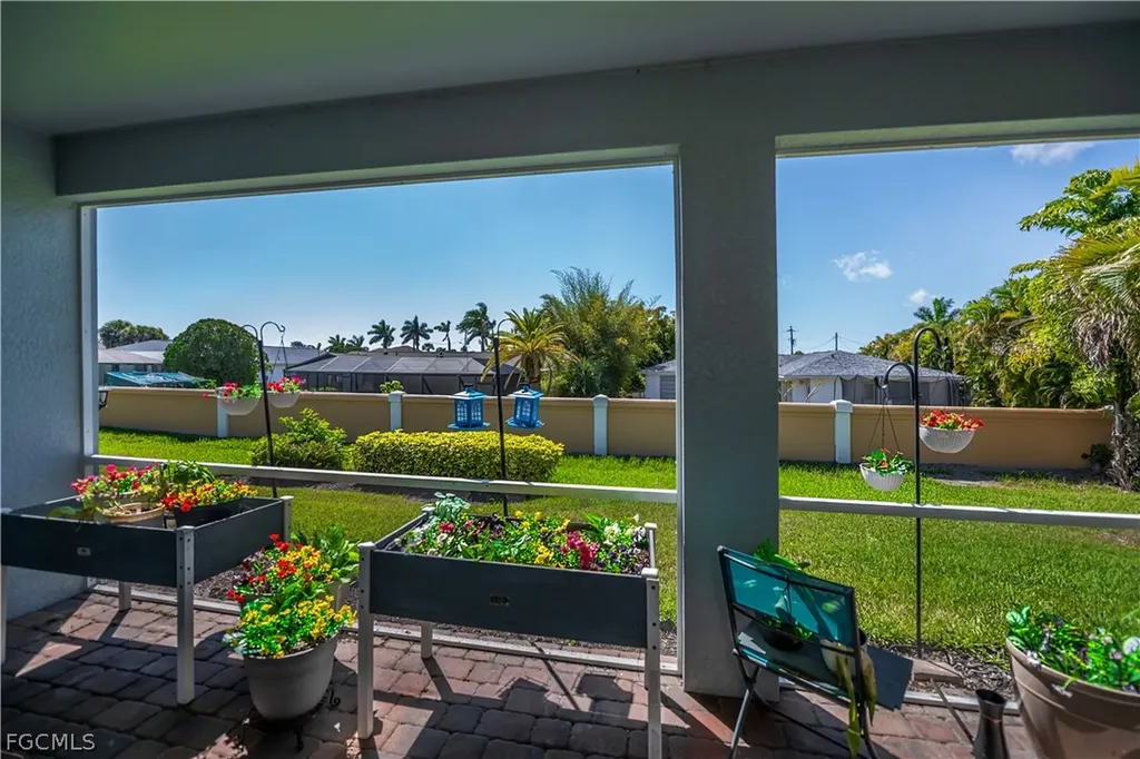 223 Destiny Circle Cape Coral FL 33990