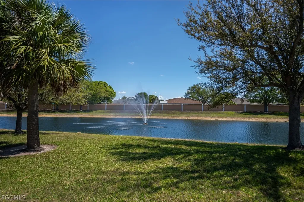 223 Destiny Circle Cape Coral FL 33990
