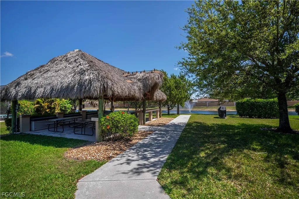 223 Destiny Circle Cape Coral FL 33990