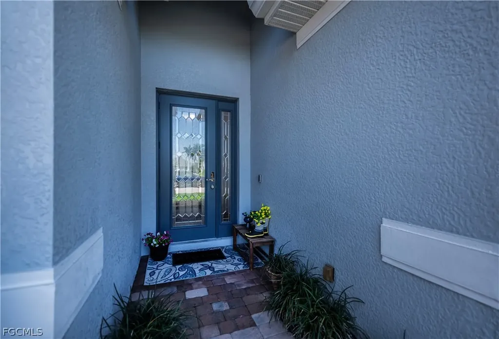 223 Destiny Circle Cape Coral FL 33990