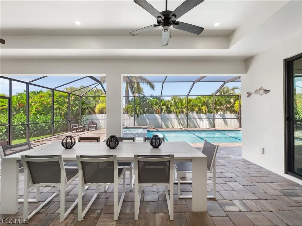 5002 Agualinda Boulevard Cape Coral FL 33914