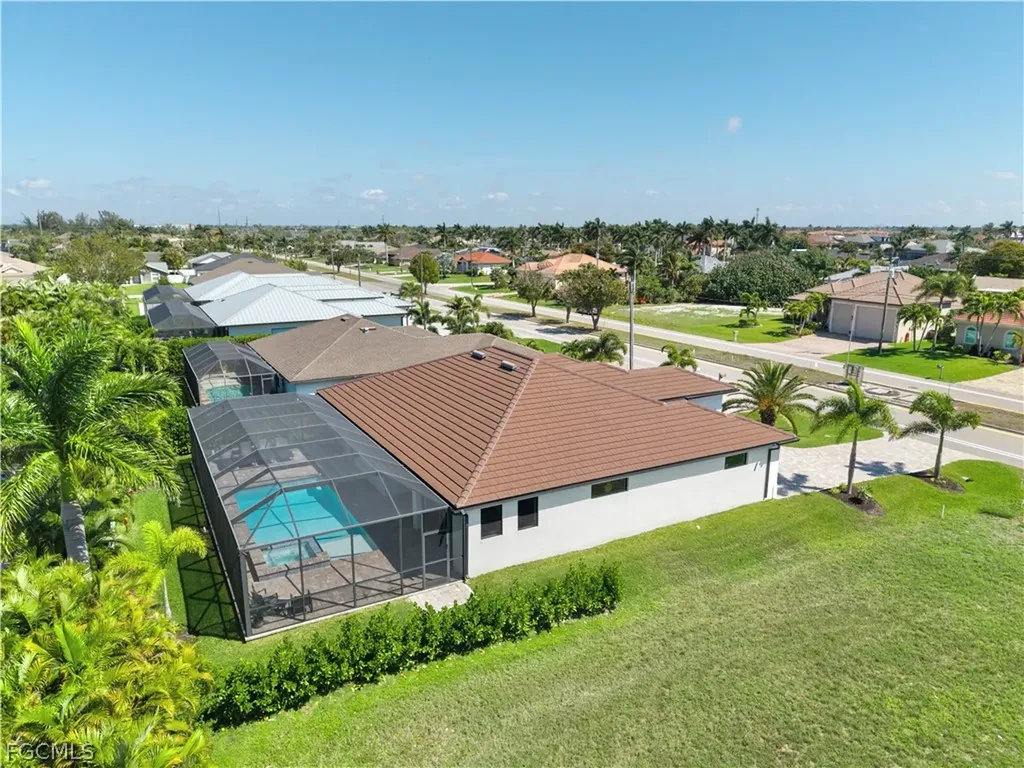 5002 Agualinda Boulevard Cape Coral FL 33914