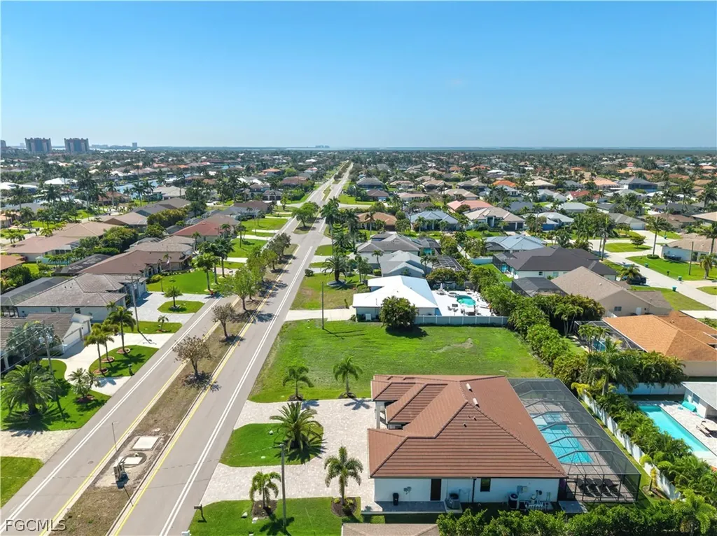 5002 Agualinda Boulevard Cape Coral FL 33914
