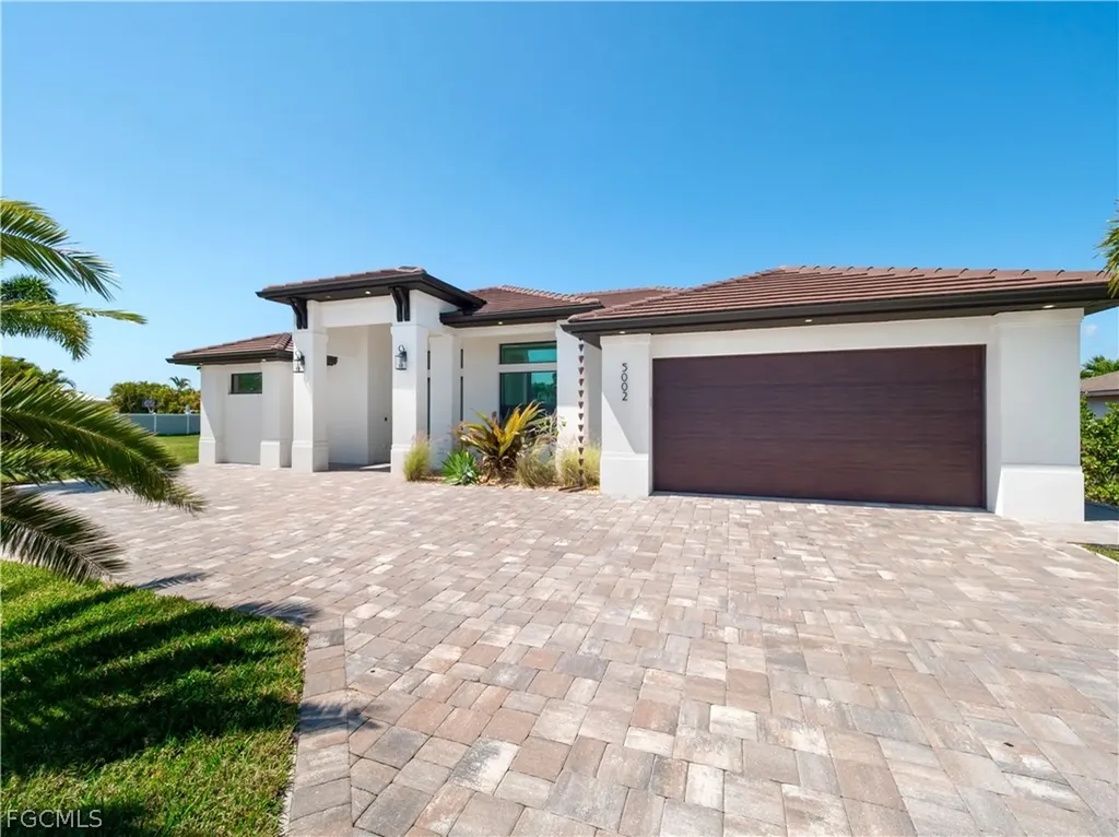 5002 Agualinda Boulevard Cape Coral FL 33914