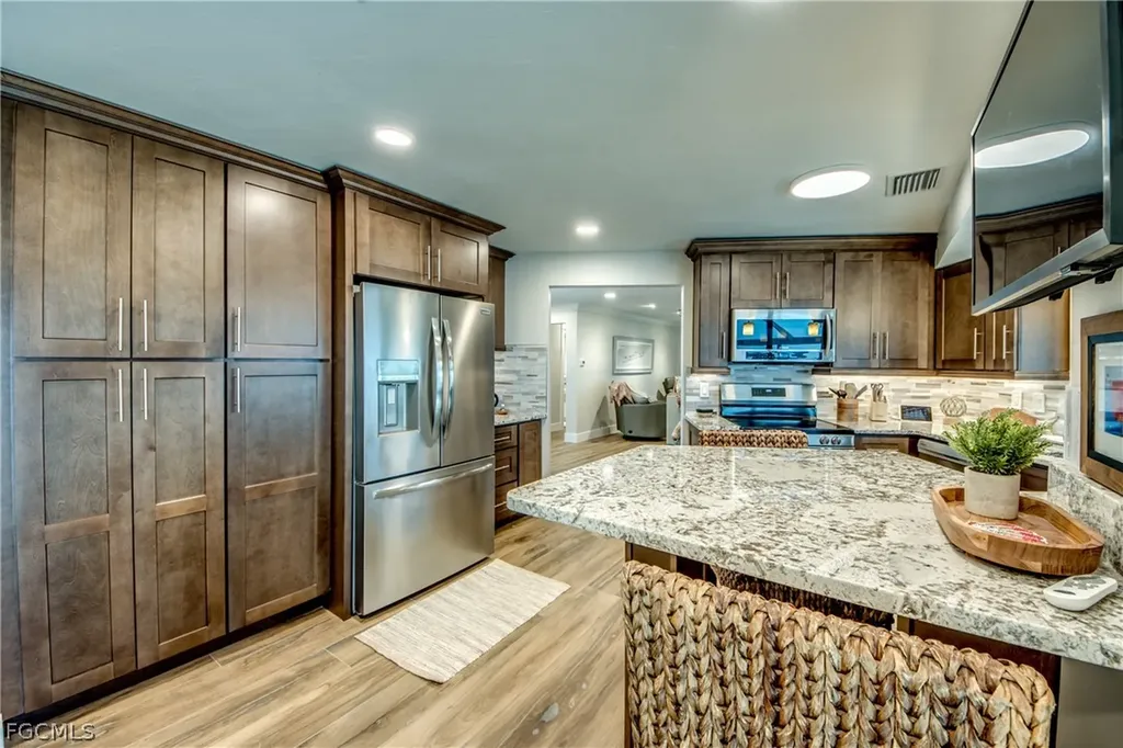 11599 Island Avenue Matlacha FL 33993