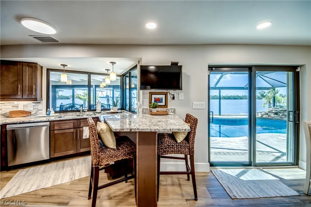 11599 Island Avenue Matlacha FL 33993