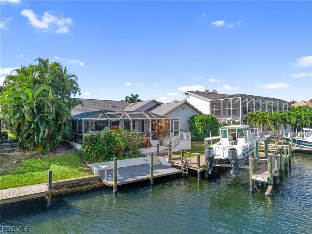 1513 SW 57th Street Cape Coral FL 33914