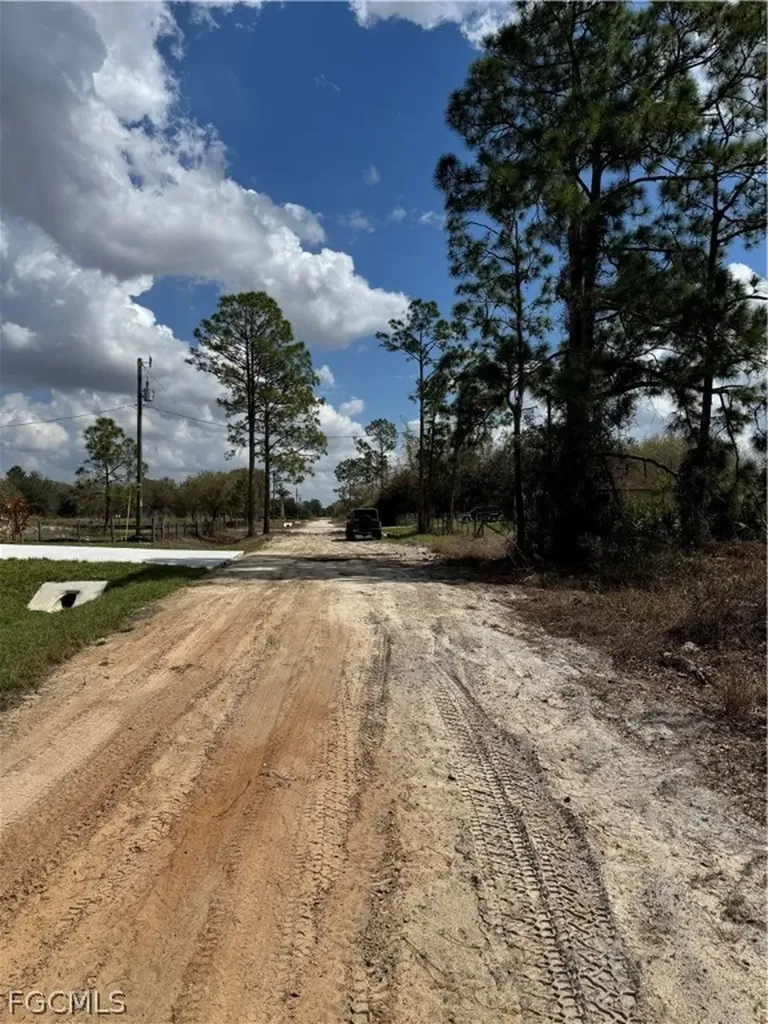7969 3rd Terrace Labelle FL 33935