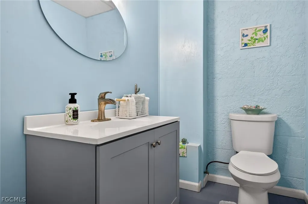 779 Pyrula Avenue Sanibel FL 33957