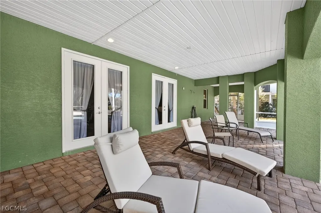 779 Pyrula Avenue Sanibel FL 33957