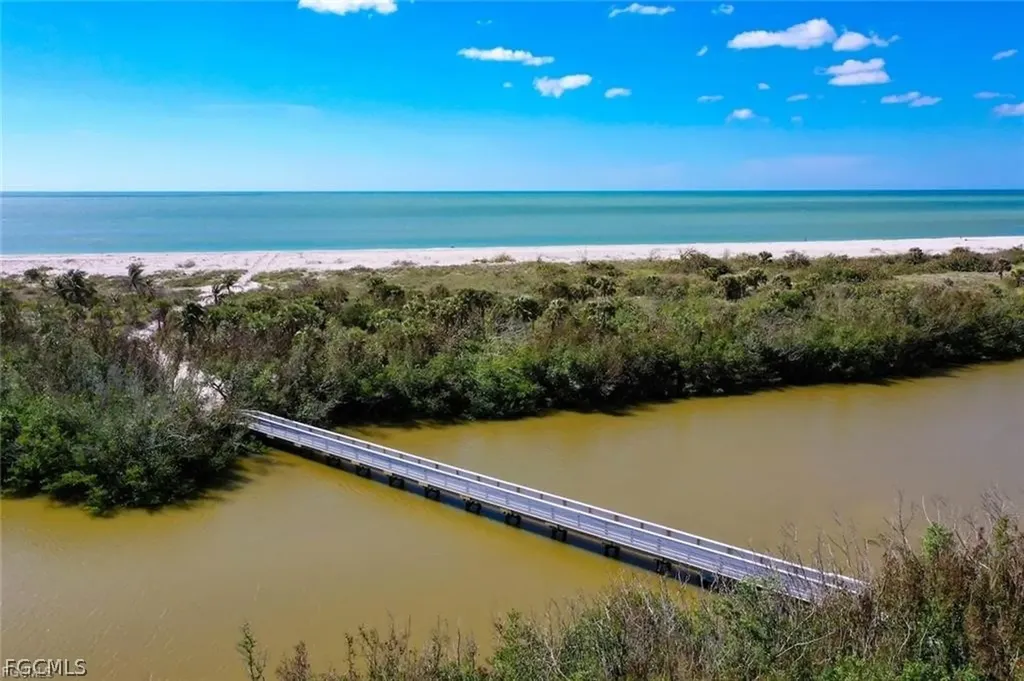 5117 Sea Bell Road Sanibel FL 33957