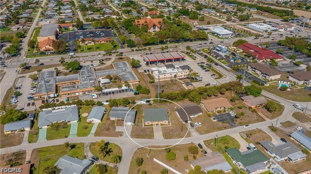 2620-2622 SE 16th Place Cape Coral FL 33904