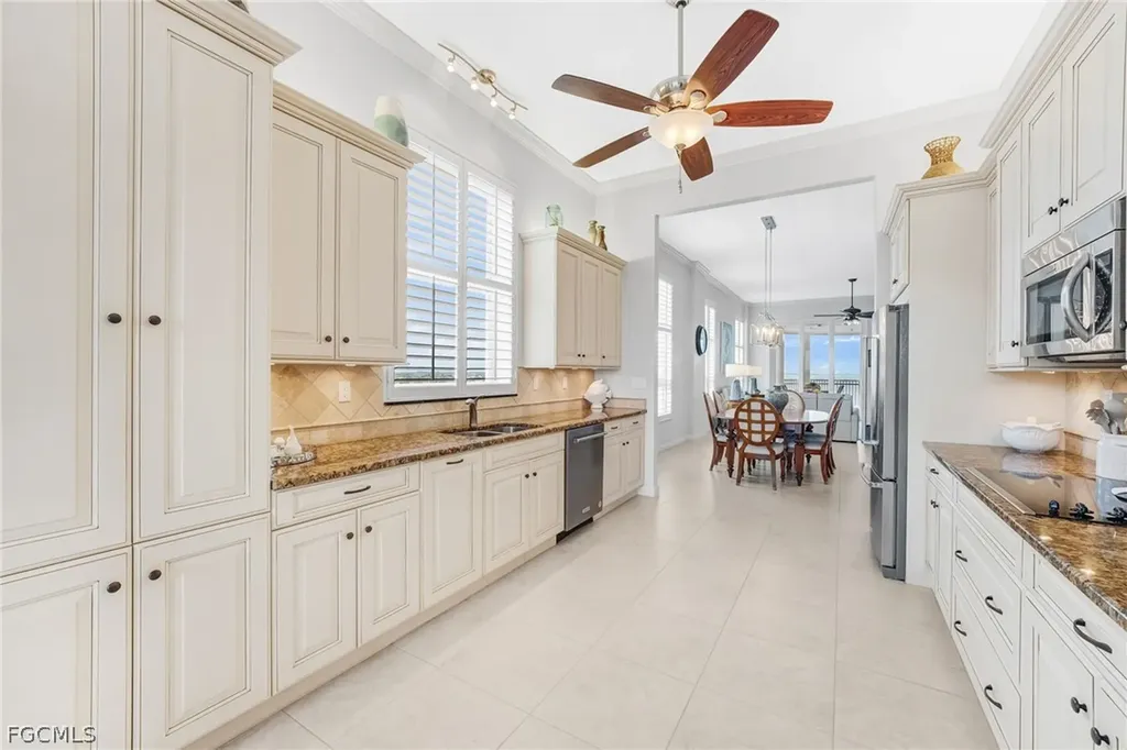 14220 Royal Harbour Court Fort Myers FL 33908